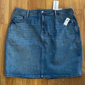 NWT Old Navy jean Skirt